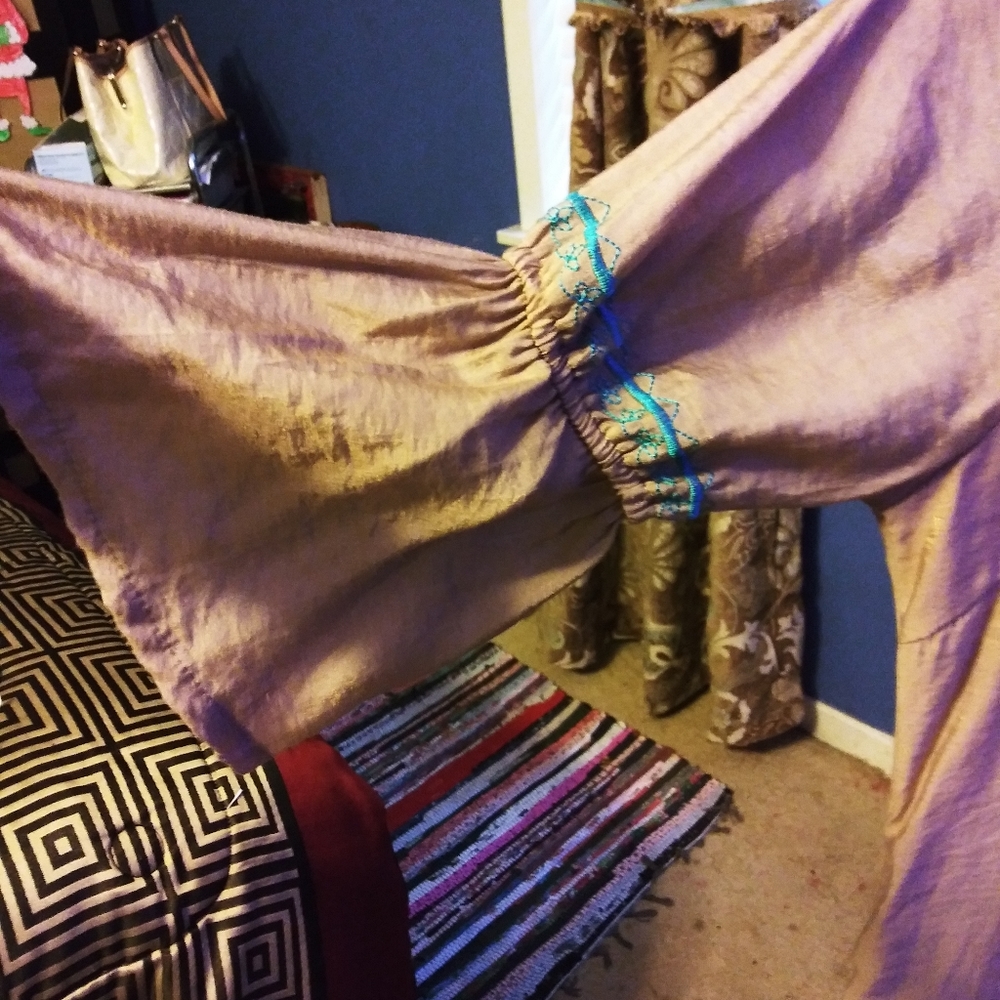 Dress - Picture 6 of 7
